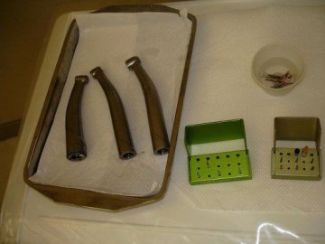 英国科学家发明可使牙齿再生牙膏