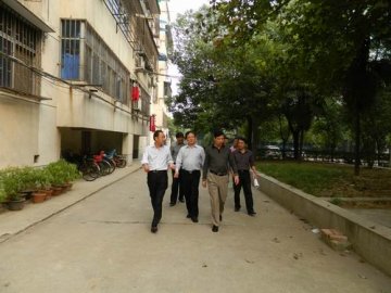 省民政厅副厅长杨昌斌一行到孝感市社会福利和医疗康复中心调研