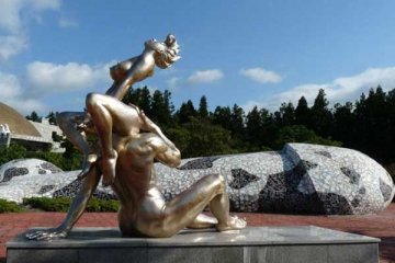 惊叹！韩国性爱公园