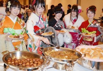 日本成人节少女漫步组图