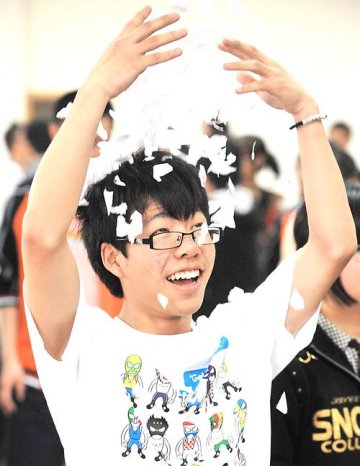 爸妈要会骗、装、狠