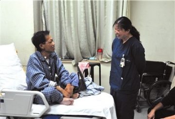 女医生开通微博语言活泼受追捧