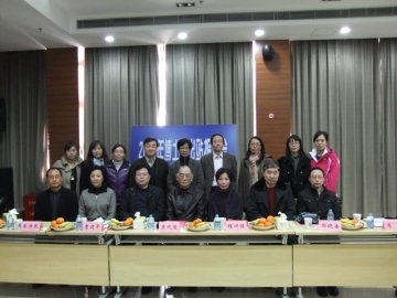 寄生虫病所举行2012年博士后出站报告会