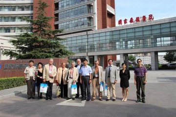 王喜太主任会见法国医疗机构中央管理局局长