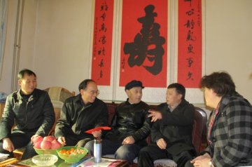 陕西省双拥办杜赟副主任在省荣誉军人康复医院慰问残疾军人和离休干部