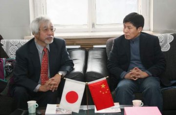 日本旭川医大校长助理伊藤亮教授等访问我校