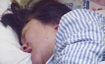 直播孕妇揪心顺产过程