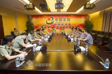 长海医院5名赴亚丁湾护航医疗队队员凯旋