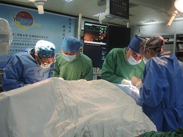 长海医院成功举办腔内微创治疗高级培训班