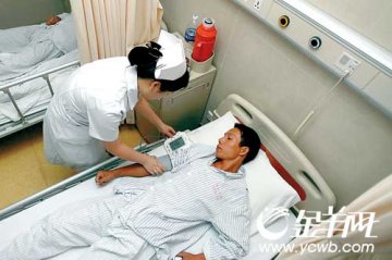 “怪病”缠上一家四代 母亲外公均35岁早逝