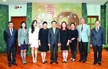 谭俊荣：官民合作支援自闭儿童