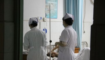 男患者持刀砍伤三名护士 其中一人有身孕