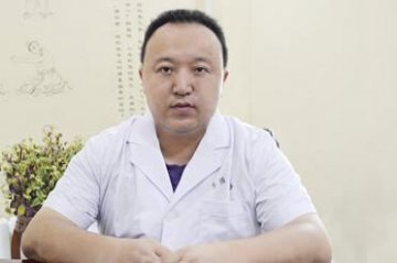 “全能型”癫痫诊疗大师张铁峰：体质不同 癫痫成因也不同