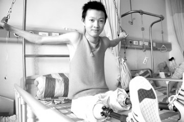 “灾难让我长出坚强的‘翅膀’”