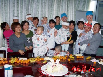 北京大学人民医院为贫困聋儿患者举办生日联谊会
