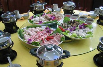火锅店热捧添加剂一滴香 专家指出长期食用伤肝