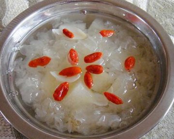 饮食养生：这八种食物坚决不能隔夜吃 易早死