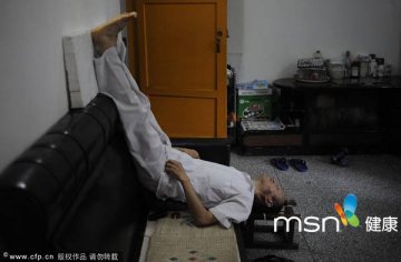 盲人大叔的奇特养生法