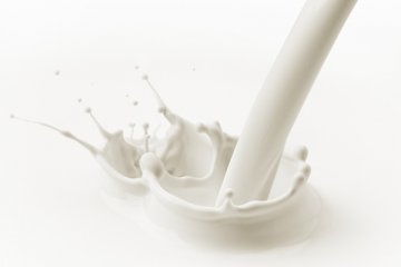 10种牛奶吃法能治病：自制脱脂奶