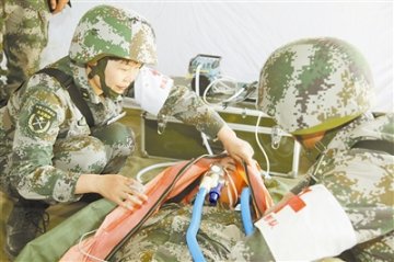 三医大西南医院按打仗标准推进卫勤建设