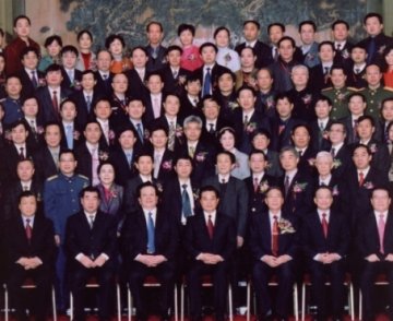 林东昕教授主持的“单核苷酸多态与肿瘤的研究”项目获2006年国家自然科学奖二等奖