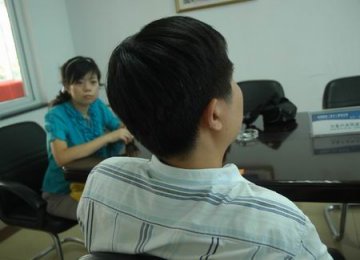 成都一家公司四名员工因倒剩饭被通报批评