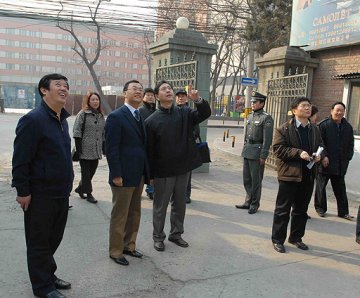 卫生部陈啸宏副部长到信息所调研指导工作