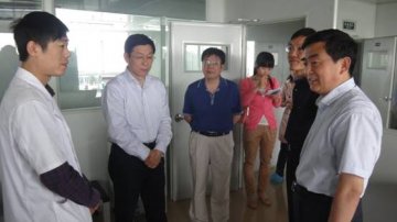 中国疾控中心党委书记梁东明赴河南省调研疾控机构参与医改工作情况