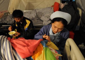 夜访庐山人民医院