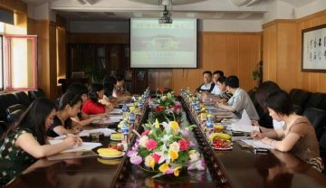 教育部规划教材《护理药理学》编委会在我校举行