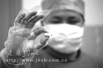 吃颗小“胶囊”就能给肠道做体检