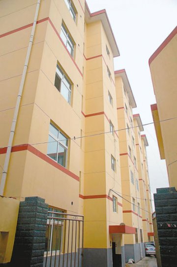 陕西丹凤县药监局办公楼被非法变更为商品房