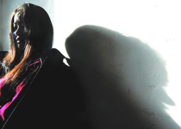 打工女深夜遇贼入室 被捆一夜两次受性侵犯