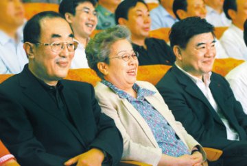 展现新时期卫生工作者精神风貌
