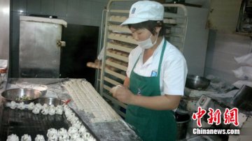 禁用面粉增白剂等新规实施 仍有商家不清楚