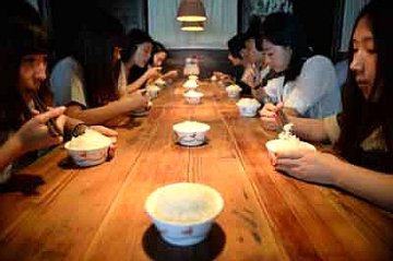 “白饭行动”支持贫困儿童营养改善