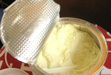 新生儿喂养手册 奶粉应该如何选