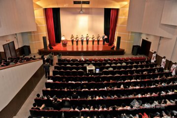 沈阳军区赴利抗埃先进事迹报告团高校演讲侧记
