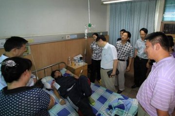 杨维中副主任带队赴云南西双版纳州景洪市指导登革热防控工作