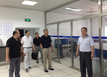 中心对南纬路信息中心数据容灾机房进行安全检查