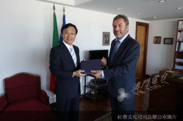 特区政府将从葡国聘语言治疗职业治疗人员