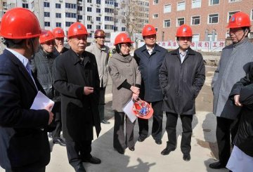 省政协滕卫平副主席到省人民医院调研