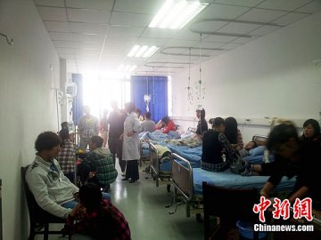 四川大学74名学生集体出现上吐下泻症状