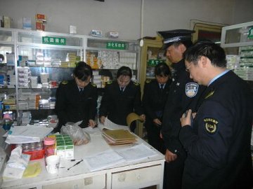 富民县禁毒办联合药监局等部门开展麻醉药品和精神药品安全大检查