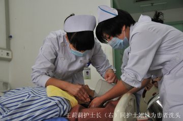 省医院院心内三护理组：心有大爱的护士姐妹花