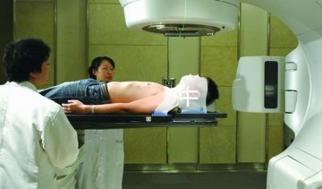 北京肿瘤医院启用大陆首台速光刀