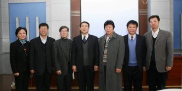 Uhtaek Oh 博士 Tzrh-chang Hwang 博士来我校访问