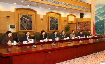 视频连线：刘延东副总理向我援非抗疫前线队伍致以慰问和新春问候