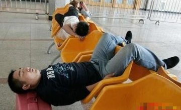 匪夷所思的无敌睡姿