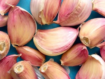 15、每天食用大蒜瓣
